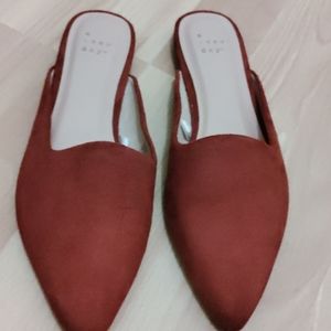 Burnt red mules